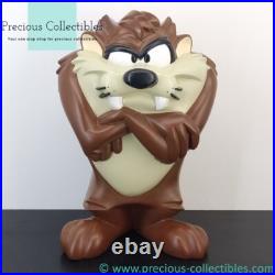 Extremely rare! Vintage Tasmanian Devil statue. Warner Bros Studio Store Extremely rare! Vintage Tasmanian Devil statue. Warner Bros Studio Store