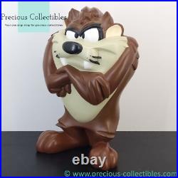 Extremely rare! Vintage Tasmanian Devil statue. Warner Bros Studio Store Extremely rare! Vintage Tasmanian Devil statue. Warner Bros Studio Store