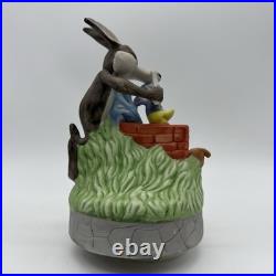 Looney Tunes Wile E. Coyote & Road Runner Ceramic Figure Music 1979 Rare VTG