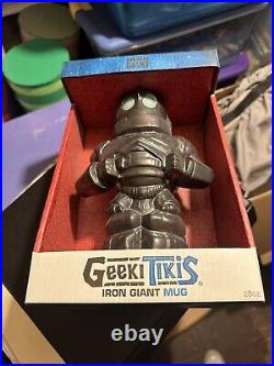 NEW Warner Bros IRON GIANT Rare Edition Beeline Creative Geeki Tikis