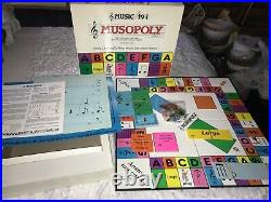 NOS Rare WARNER Bros MUSIC 19 MUSOPOLY Monopoly Style BOARD GAME Read Education