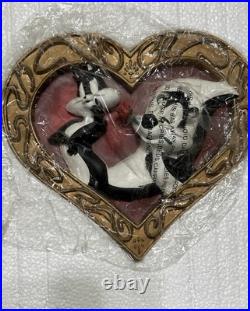 New WB The Masterpiece Series A Rose, A Nose, Suppose Rare 1999 Looney Tunes