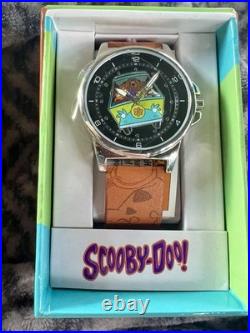 New With Box Scooby Doo Warner Brothers Mystery Machine Rare Watch Boxed