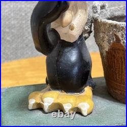 RARE 1940s WBC Cast Iron Beaky Buzzard Warner Bros Wash Bucket Coin Holder Bank