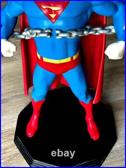 RARE. 2001 Superman Warner Bros Studio Exclusive Statue 25 Tall, 16 lbs, EX/NM RARE. 2001 Superman Warner Bros Studio Exclusive Statue 25 Tall, 16 lbs, EX/NM