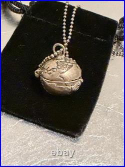 RARE 925 Sterling Silver Warner Bros Marvin Martian Hinged Globe Locket Pendant