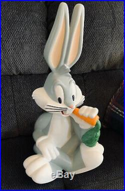 RARE Bugs Bunny 25 Statue LOONEY TUNES Warner Bros. 1996