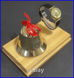 RARE? Limited Run Of 300! ? 1997 Warner Bros. Fossil Watch & Ornament Duo