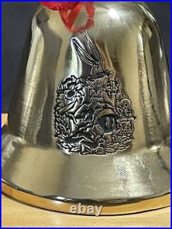 RARE? Limited Run Of 300! ? 1997 Warner Bros. Fossil Watch & Ornament Duo