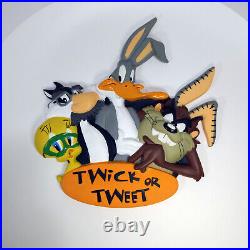 RARE Looney Toons Halloween Hang Decor Warner Bros Exclusive Twick or Tweet