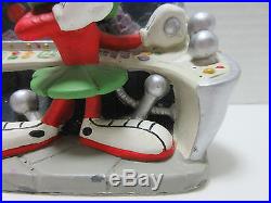 RARE MARVIN THE MARTIAN Vintage Resin Poly SPACESHIP CONTROL ROOM CLOCK
