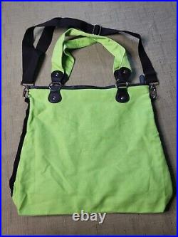 RARE NWOT Warner Bros Looney Toons Tweety Bird Y2K Green Duffle Bag Six Flags