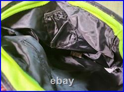 RARE NWOT Warner Bros Looney Toons Tweety Bird Y2K Green Duffle Bag Six Flags