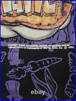 RARE VTG LOONEY TUNES WARNER BROS 1992 T -Shirt Loonatic Streetwear Large