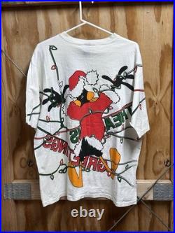 RARE Vintage 1994 Warner Bros. Daffy Duck theasons greetings AOP Tee