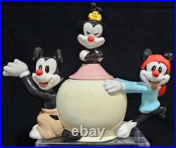 RARE Wakko Yakko & Dot Ceramic Teapot 1994 Dsgn Excl Warner Bros Stu Stores Mint RARE Wakko Yakko & Dot Ceramic Teapot 1994 Dsgn Excl Warner Bros Stu Stores Mint