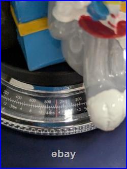 RARE Warner Bros Looney Tunes cake stand & server Bugs, Taz, Sylvester, Wile E