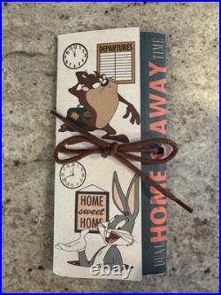 RARE! Warner Bros Taz Watch / Home & Away / WITH ORIGINAL PACKAGING / VHTF
