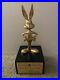 RARE_Warner_Brothers_Bugs_Bunny_Statue_01_uh