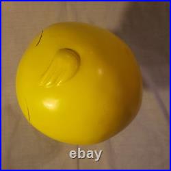 Rare 11.5 Tweety Bird 1997 Warner Bros. Large Statue. Studio Store. Looney Tune Rare 11.5 Tweety Bird 1997 Warner Bros. Large Statue. Studio Store. Looney Tune