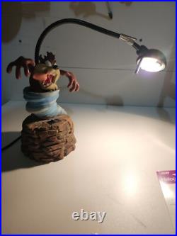 Rare 1996 Warner Bros Looney Tunes Taz the Tasmanian Devil Tornado Desk Lamp