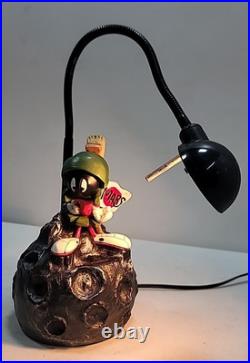 Rare 1997 Marvin the Martian Desk Lamp Gooseneck Adjustable Light Warner Bros