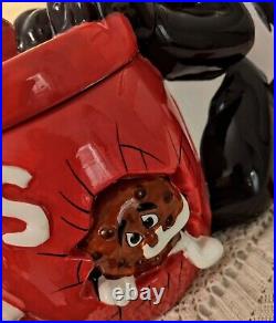 Rare 1998 Warner Brothers Looney Tunes Iconic Skunk Pepe Le Pew Red Cookie Jar