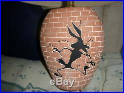 Rare 1999 Looney Tunes Wile E Coyote Road Runner Table Lamp in box