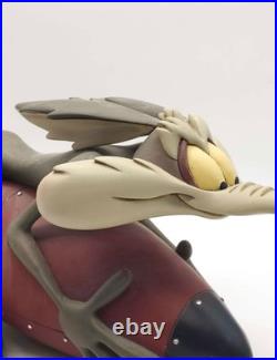 Rare! 2000 Warner Bros. Looney Tunes WILE E COYOTE ON ROCKET Big Figure Statue Rare! 2000 Warner Bros. Looney Tunes WILE E COYOTE ON ROCKET Big Figure Statue