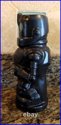Rare 2018 Warner Bros Iron Giant Edition Beeline Creative Geeki Tikis Tiki Mug