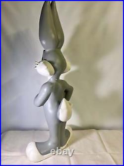 Rare 27 Bugs Bunny Statue- Looney Tunes-1999- Warner Brothers