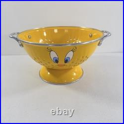 Rare Exclusively Designed Warner Brothers Tweety Bird Colander Strainer 2000