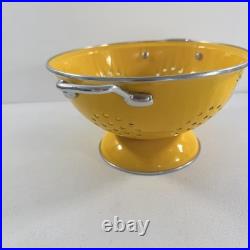 Rare Exclusively Designed Warner Brothers Tweety Bird Colander Strainer 2000