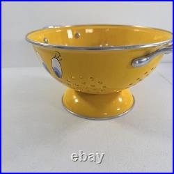 Rare Exclusively Designed Warner Brothers Tweety Bird Colander Strainer 2000