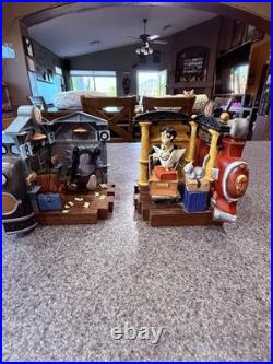 Rare Harry Potter Platform 9 3/4 Hogwarts Express Warner Bros Studio Bookends Rare Harry Potter Platform 9 3/4 Hogwarts Express Warner Bros Studio Bookends