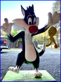 Rare Htf Vintage Looney Tunes Warner Bros Studio Prop Sylvester The Cat Statue