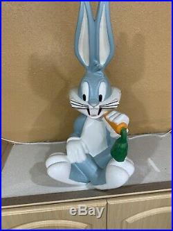 Rare Looney Tunes BUGS BUNNY 25 Figure Statue 1996 Warner Bros Studio Store
