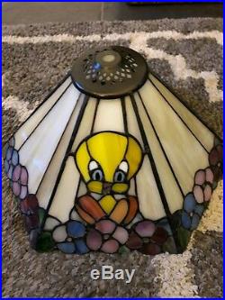 Rare Looney Tunes Lamp Bugs Bunny, Sylvester, Tweety Bird Tiffany Stained Glass