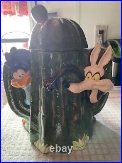 Rare Looney Tunes Roadrunner & Wile E Coyote Cookie Jar 1993 Warner Bros