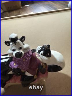 Rare Pepe Le Pew Teapot Warner Brothers Studios Looney Tunes