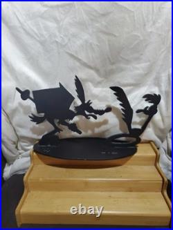Rare Road Runner & Wile E Coyote Sculpture by Tex Welch Warner Bros Gallery Art