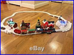 Rare Thomas the Train Thomas Christmas Delivery Trackmaster Complete Set 2011
