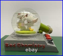 Rare VTG 1997 The Warner Bros Pinky And The Brain Bad Chemistry Snow Globe