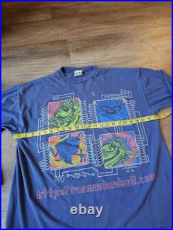 Rare Vintage 1996 Warner Bros Looney Tunes Tasmanian Devil Graphic Long Sleeve Rare Vintage 1996 Warner Bros Looney Tunes Tasmanian Devil Graphic Long Sleeve