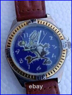 Rare Vintage Fossil Warner Bros. Wile E Coyote Glow In The Dark Leather Watch