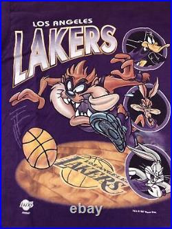 Rare Vintage Lakers TAZ Bugs Daffy 1997 T Shirt Mens Warner Bros Single Stitch