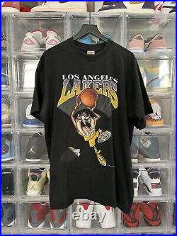 Rare Vintage Lakers TAZ Bugs Daffy T Shirt Mens Warner Bros NBA? RARE