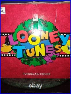 Rare Vintage Looney Tunes Xmas Village Post Office Featuring Taz NOS