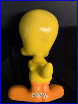 Rare Vintage Warner Bros Studio Store Display 17 Tweety Bird Statue Rare Vintage Warner Bros Studio Store Display 17 Tweety Bird Statue