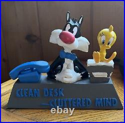 Rare WB Looney Tunes Tweety & Sylvester Paper Weight